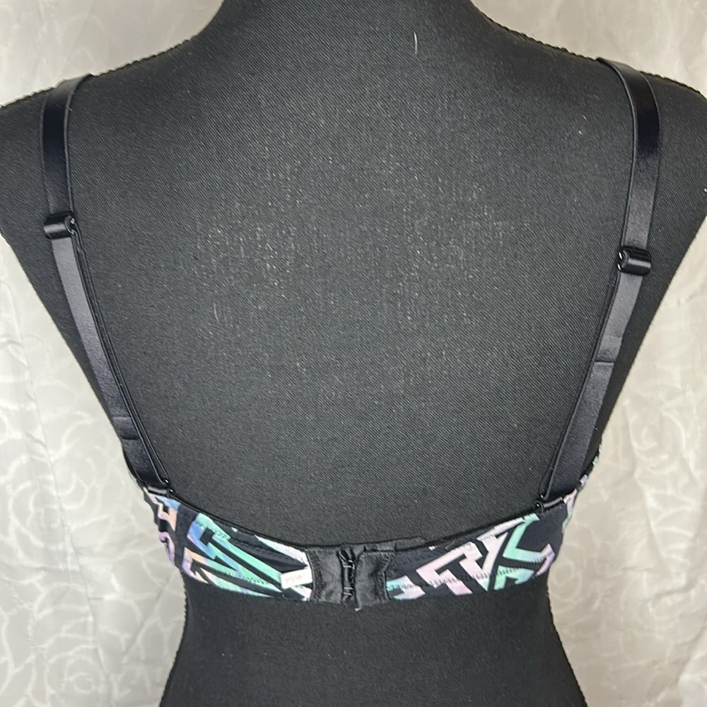 PINK VICTORIA’S SECRET Wear Everywhere blackgreenpink signature bra. Size 36 D. - Picture 4 of 9